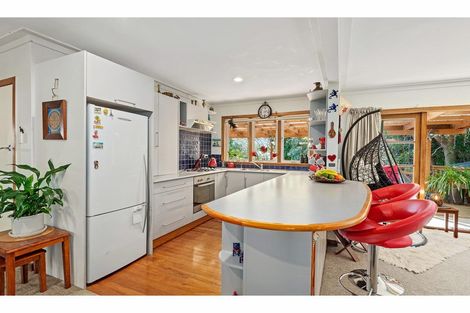 Photo of property in 56 Onerahi Road, Onerahi, Whangarei, 0110