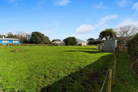 Photo of property in 8 Pungarehu Road, Pungarehu, Opunake, 4685