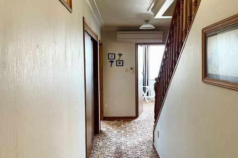 Photo of property in 22 Awamoa Road, Holmes Hill, Oamaru, 9401