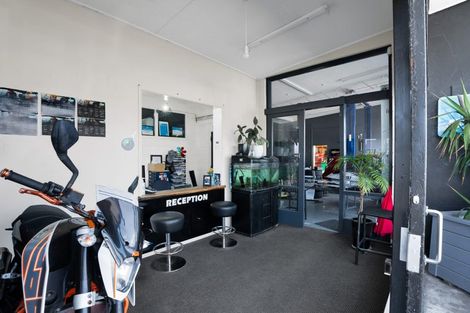 Photo of property in 194 Saint Aubyn Street, New Plymouth, 4310