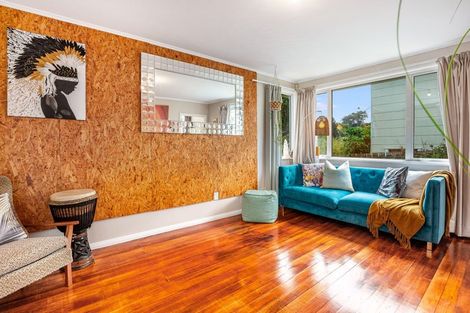 Photo of property in 50 Dimock Street, Titahi Bay, Porirua, 5022