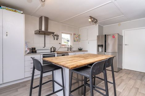 Photo of property in 92 Brockville Road, Glenross, Dunedin, 9011