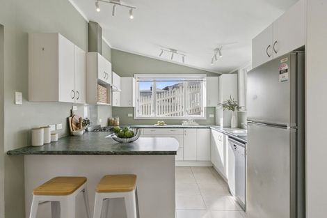 Photo of property in 19 Wilton Road, Wadestown, Wellington, 6012