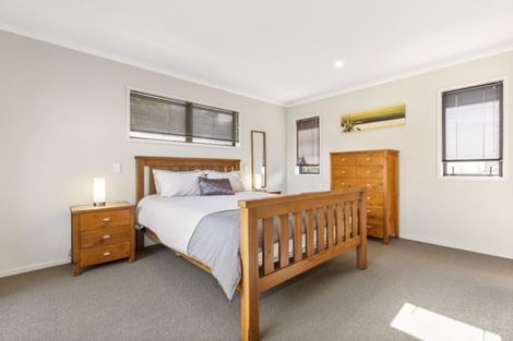 Photo of property in 79 Rathmar Drive, Manurewa, Auckland, 2105