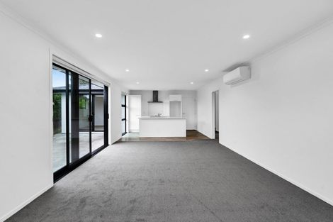 Photo of property in 4/31 Links Drive, Waiwhakaiho, New Plymouth, 4312