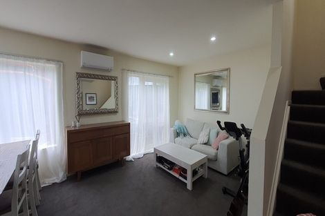 Photo of property in 7/20 Fields Parade, Oteha, Auckland, 0632
