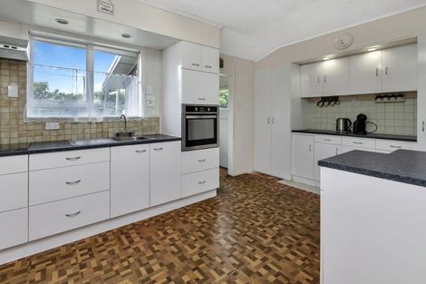 Photo of property in 282 One Tree Point Road, One Tree Point, 0118