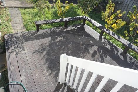 Photo of property in 1/100 Birkdale Road, Birkdale, Auckland, 0626