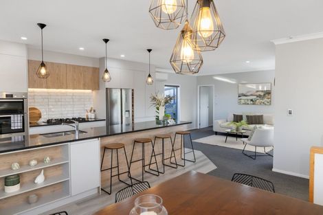 Photo of property in 111 Oteki Park Drive, Welcome Bay, Tauranga, 3112