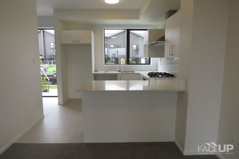 Photo of property in 82 Manarini Road, Westgate, Auckland, 0614