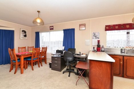 Photo of property in 15b Victoria Avenue, Waiuku, 2123