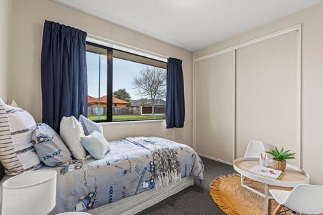 Photo of property in 75 Coolspring Way, Redwood, Christchurch, 8051