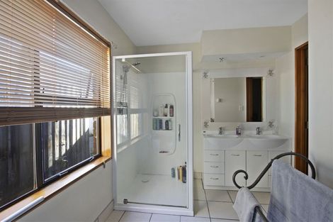 Photo of property in 12 Woodglen Drive, Woodend, 7610