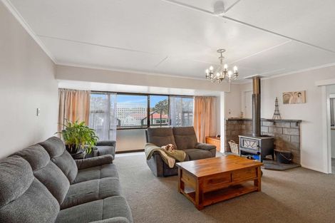 Photo of property in 54 Mosston Road, Castlecliff, Whanganui, 4501