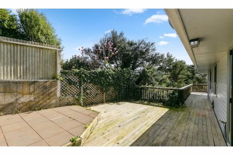 Photo of property in 110 Holborn Drive, Stokes Valley, Lower Hutt, 5019