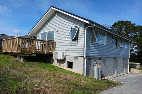 Photo of property in 73d Oraha Road, Kumeu, 0892