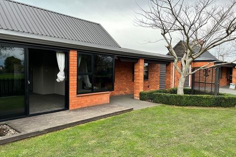 Photo of property in 47b Solomon Avenue, Redwood, Christchurch, 8051