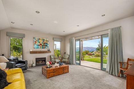 Photo of property in 10 Old Golf Course Road, Bridge Hill, Alexandra, 9320