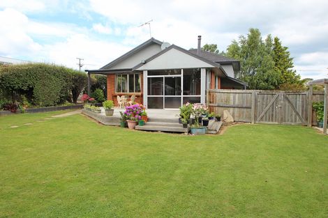 Photo of property in 17 Whitestone Crescent, Weston, Oamaru, 9401