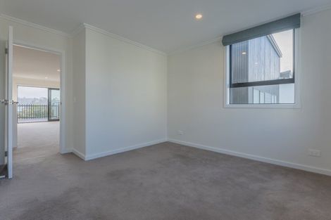 Photo of property in 28 Marine Parade, Hobsonville, Auckland, 0616