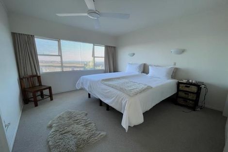 Photo of property in 2/3 Rahopara Street, Castor Bay, Auckland, 0620