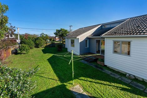 Photo of property in 285 Te Moana Road, Waikanae, 5036