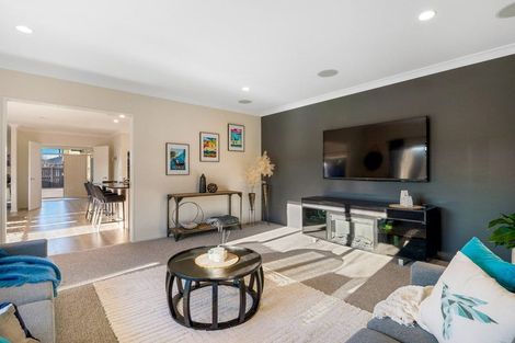 Photo of property in 33 Oak Tree Lane, Rolleston, 7614