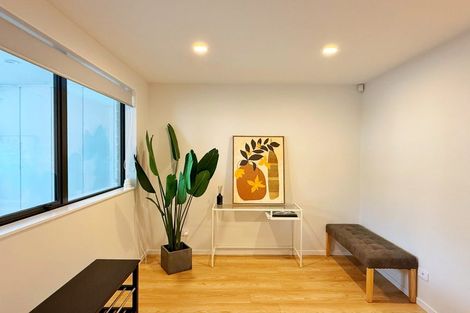 Photo of property in 9/32a Westgate Drive, Massey, Auckland, 0614