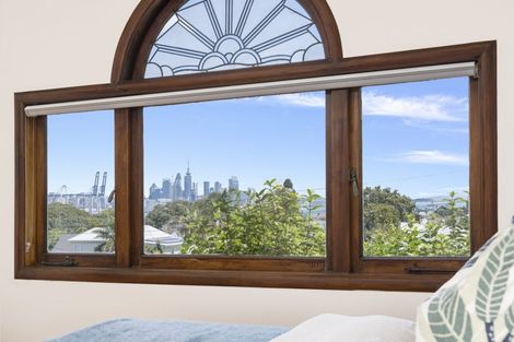 Photo of property in 26 Mays Street, Devonport, Auckland, 0624