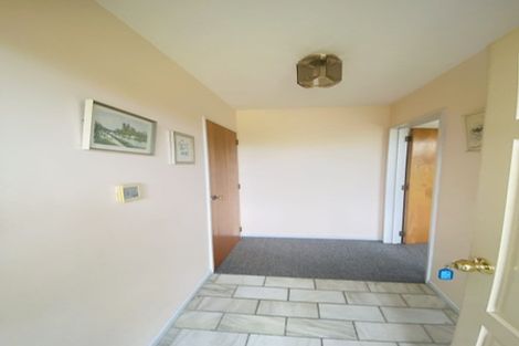 Photo of property in 3 Autumn Place, Mairehau, Christchurch, 8052