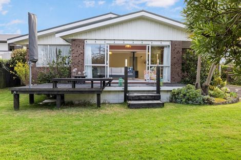 Photo of property in 42 Oceanbeach Road, Mount Maunganui, 3116