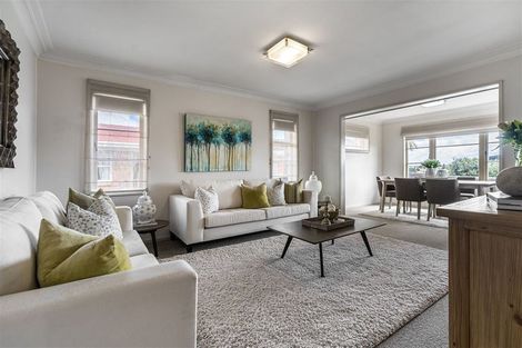 Photo of property in 10 Aramoana Avenue, Devonport, Auckland, 0624