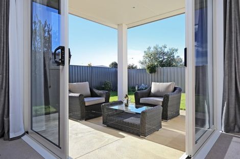 Photo of property in 10 Waimea Way, Poraiti, Napier, 4112