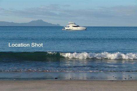 Photo of property in 9 Milky Way, Langs Beach, 0582