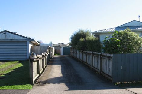 Photo of property in 26 Roberts Road, Te Atatu South, Auckland, 0610