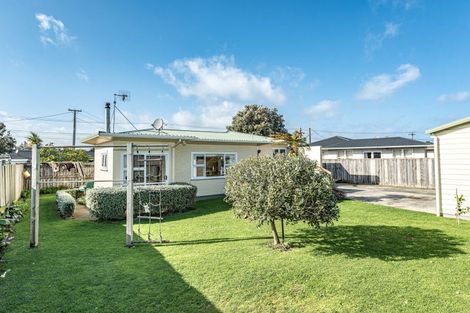 Photo of property in 63 Totara Street, Tawhero, Whanganui, 4501