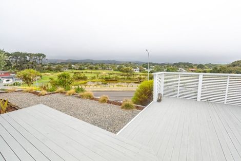 Photo of property in 143 Weggery Drive, Waikanae Beach, Waikanae, 5036