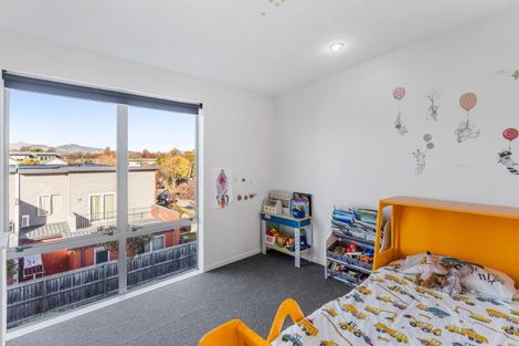 Photo of property in 2/54 Champion Street, Edgeware, Christchurch, 8013