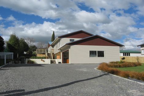 Photo of property in 21 Watts Street, Waipawa, 4210