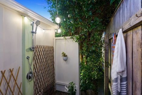 Photo of property in 15 Rauparaha Street, Waikanae Beach, Waikanae, 5036