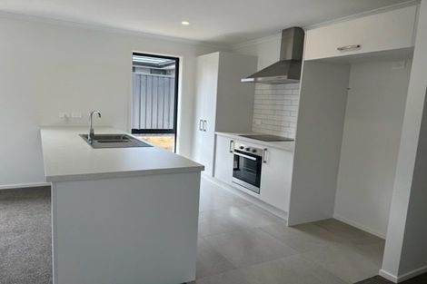 Photo of property in 122 Sentinel Avenue, Omokoroa, 3114