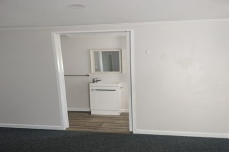 Photo of property in 323 Mazengarb Road, Paraparaumu, 5032