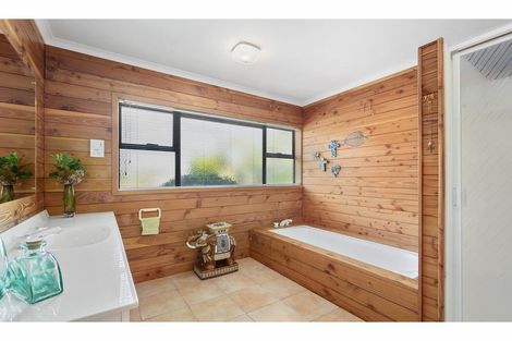 Photo of property in 14 Peters Lane, Taupaki, Henderson, 0782