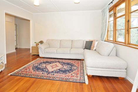 Photo of property in 5 Moule Place, Fairfield, Hamilton, 3214