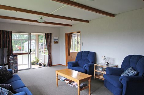 Photo of property in 17 Whitestone Crescent, Weston, Oamaru, 9401