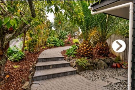 Photo of property in 14 Cloverly Crescent, Campbells Bay, Auckland, 0630