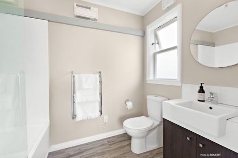 Photo of property in 22 Everest Street, Khandallah, Wellington, 6035