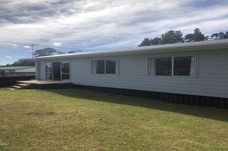 Photo of property in 57 Woodside Road, Massey, Auckland, 0614