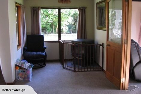 Photo of property in 8 Swadel Way, Karori, Wellington, 6012