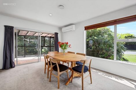 Photo of property in 15 Chilton Drive, Mairehau, Christchurch, 8052